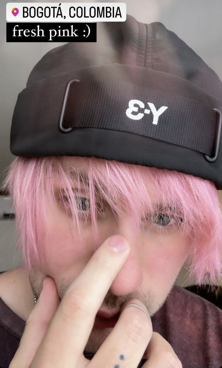 5SOS UPDATES tweet media