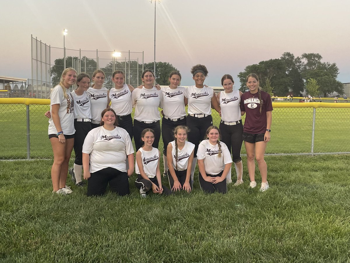 MoByrd_1's tweet photo. So thankful I got to coach this weekend at Freshman State! These girls worked so hard and have a bright future. @papiosoftball @EdenFord6 @averykwolfe https://t.co/YHrDAVSxui