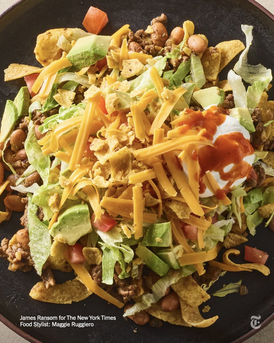nytimes's tweet photo. This Mexican American classic has roots at Disneyland. The creation was a hit, with taco salad recipes proliferating in the ’60s, becoming a staple in school cafeterias, and eventually growing into the version added to the Taco Bell menu. https://t.co/NP3lxBTVcv https://t.co/k4vH5ZVRLj