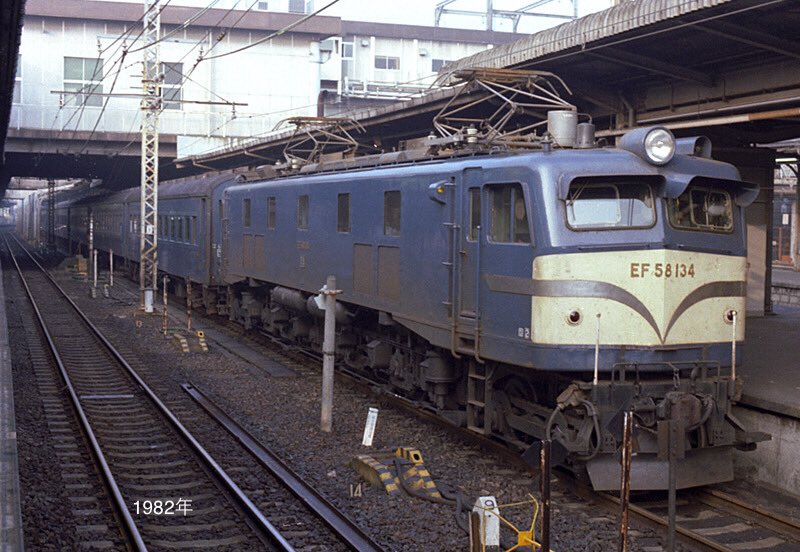 kazu586189's tweet photo. #上野駅開業140周年
伝説の高崎線普通列車2321レです😊
高崎行きからの長野行きからの新潟行き🤔
今あったら18キッパーで🈵でしょうね。 https://t.co/oZH1i3byt8