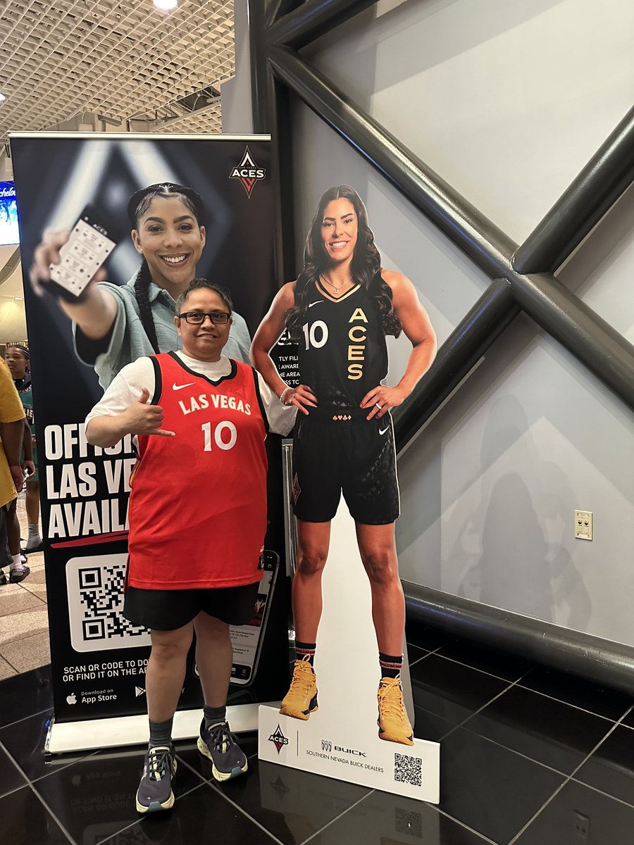 K_TEX25's tweet photo. #ALLINLV https://t.co/wAuzUAoJmB