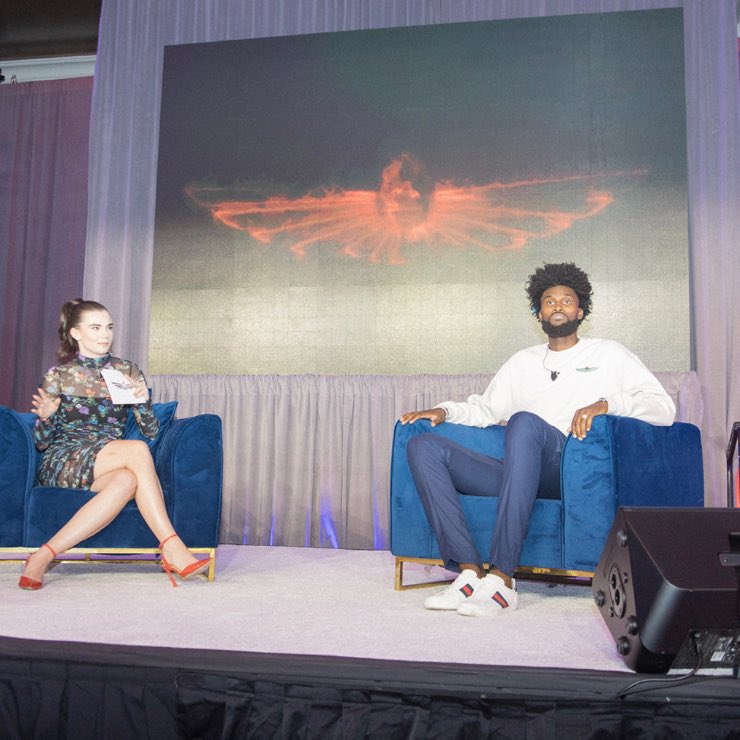 weareunitus's tweet image. What an incredible night for the #UNITUS launch event! True greatness is a movement and one that everyone gets to participate in to rep the values of Faith, Family, &amp;amp; Freedom. 

Shop UNITUS: bit.ly/4346nG6