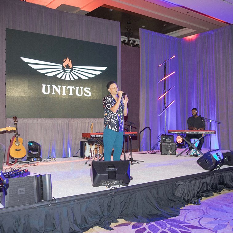 weareunitus's tweet image. What an incredible night for the #UNITUS launch event! True greatness is a movement and one that everyone gets to participate in to rep the values of Faith, Family, &amp;amp; Freedom. 

Shop UNITUS: bit.ly/4346nG6