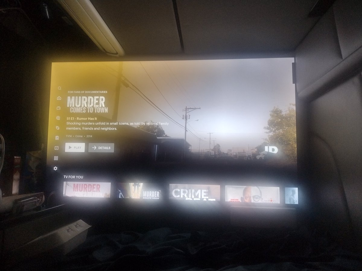 Just put a 55 inch flat in the Big Rig 😯