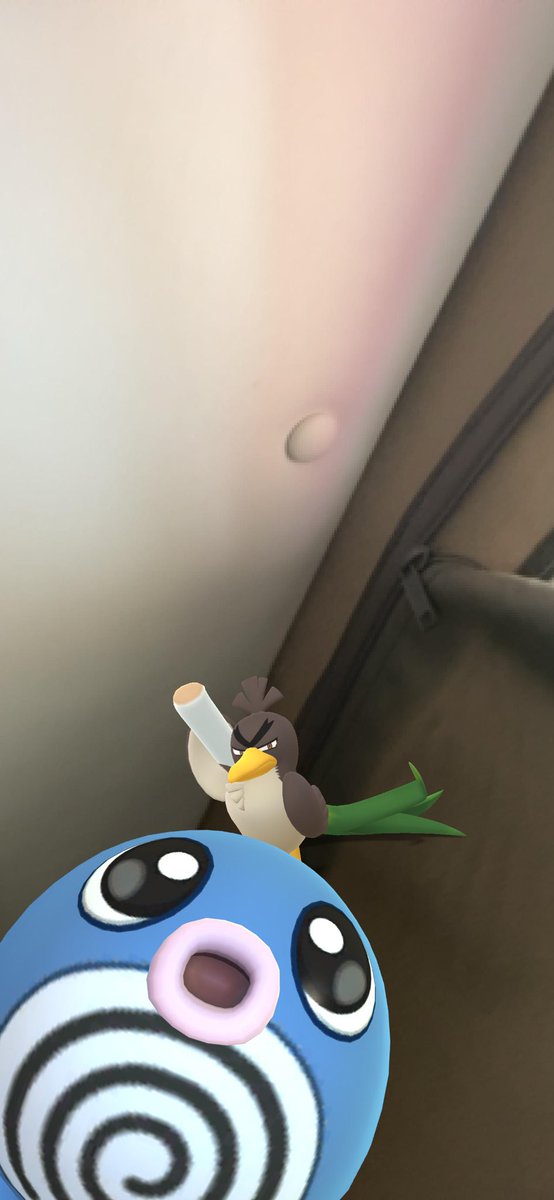 Join the fun of Pokémon GO! pokemongolive.com/refer?code=3QD…