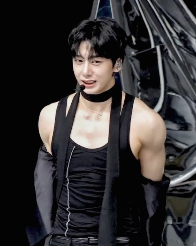 늦었지만 굿! tweet media