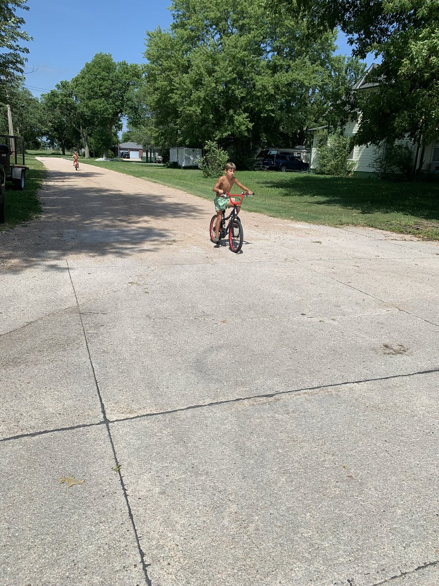 ExeterCClub's tweet photo. The Triathlon was a success!! Huge thanks to our sponsors for the prizes! Twisted Wrench &amp;Sweetwater Bar and Grill https://t.co/SkyS9FrENb