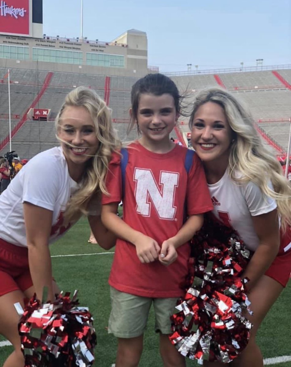 Coach_Taylor45's tweet image. First picture is Maddie in 2015. This is one of those things for our kids. Tradition. #FanDay #Huskers