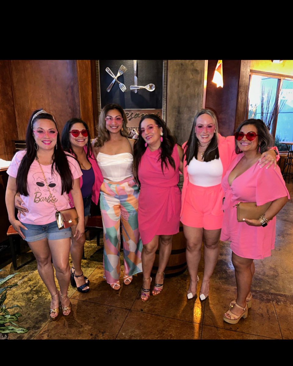 Let_marieg's tweet photo. Love our Traditional Girls night 💞and a getting in a Sunday Funday (Brunch my fav) 🥂🍸

Come on Barbie's lets go party! Great movie last night 💕 

"Every night is a girls night" 🩷 -Barbie
#loveus https://t.co/Pi8Mwl1hgL