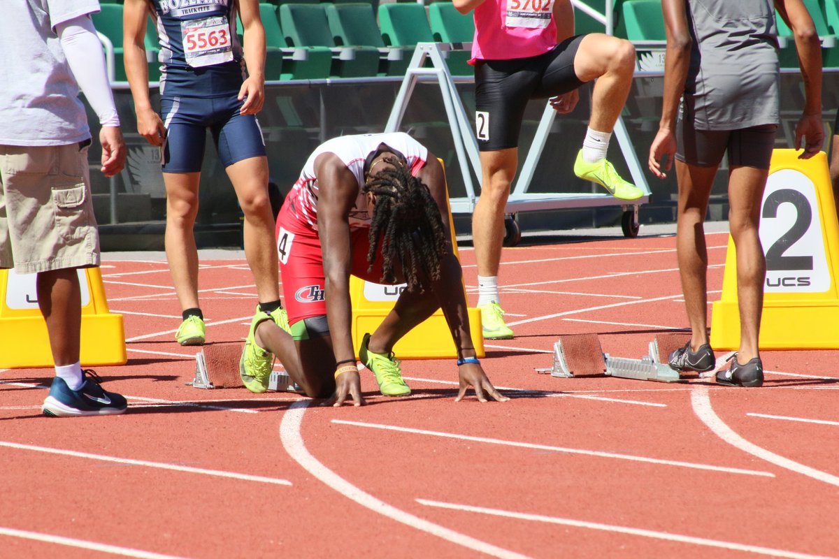 The race is  not given to the swift, nor the the strong, but to the one that endures to the end. This boy battled this week. Way to go Track Houston 15/16 Boys for bringing home the Gold in the 4x4. Next up Football Season!