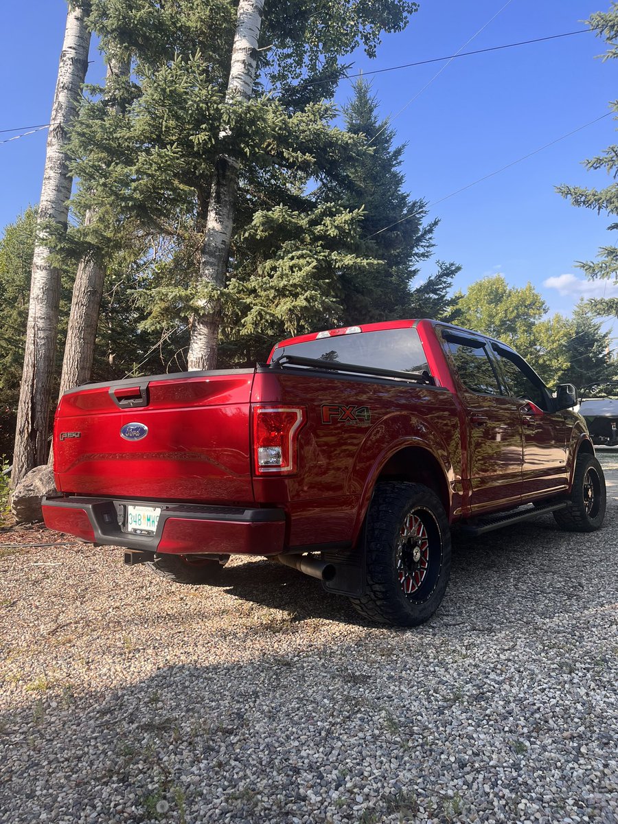 CarsonKuntz1's tweet photo. Newest Ver-Tech washing soap and ceramic wax, serving Brandon and area. 

Washed the f-150 with thunderbolt soap. Then used the Trupearl ceramic wax to make the truck sparkle https://t.co/c1M9npbcDg