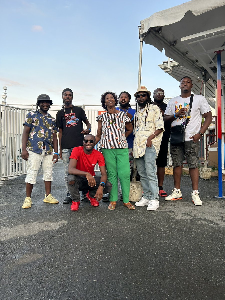 abment_vi's tweet photo. We would like to publicly thank the Brathwaite/Edwards family for having us for Eddie's 60th birthday weekend boat ride to Anegada today!🙏🏾

Sweet Sweet Music! 🔥💃🏿🕺🏿 We definitely had a great time.

#abmentsummer/#abmsummer https://t.co/Z3sKFXiLlw
