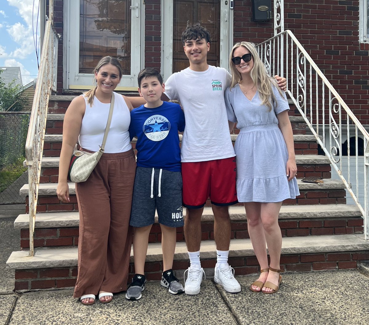 Teacher/student reunion with our ~not so little~ ones. From <a href="/Clicks4_Sch6/">Linden School No. 6</a> to <a href="/lindenhigh_/">Linden High School</a> graduates, it’s always a blast spending time with our former students  — especially when I get to do it with my forever teacher bestie <a href="/Miss__Naso/">𝙹𝚘𝚛𝚍𝚊𝚗 𝙽𝚊𝚜𝚘</a> ✏️📗🫶🏼