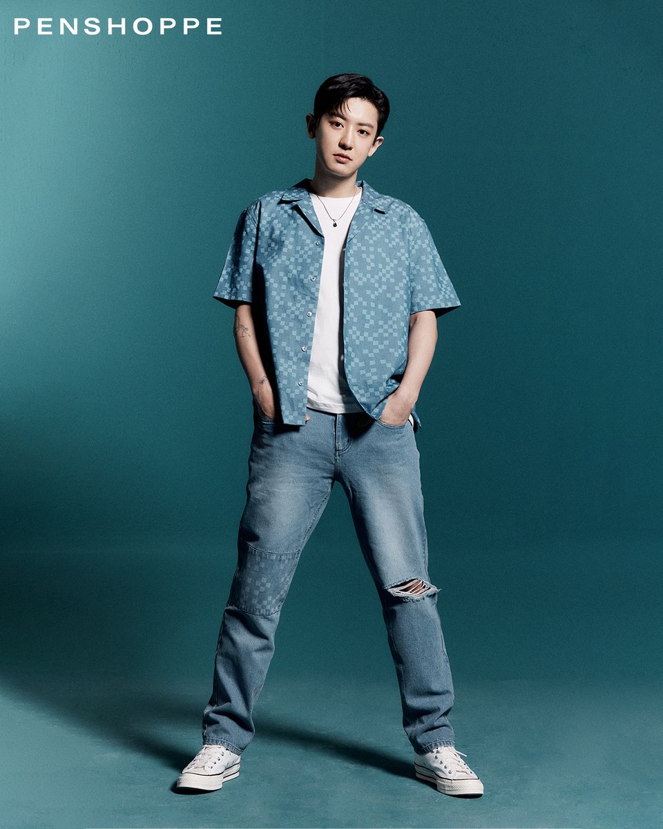 PENSHOPPE's tweet photo. From head to toe, CHANYEOL exudes an aura of style in every movement.

Move in style like CHANYEOL when you shop at 🌐 https://t.co/dMvf4gQJ5g or in #PENSHOPPE stores nationwide.

🇵🇭 Also available in Shopee, Lazada, and Zalora.

#PENSHOPPExCHANYEOL https://t.co/xajh9moajY