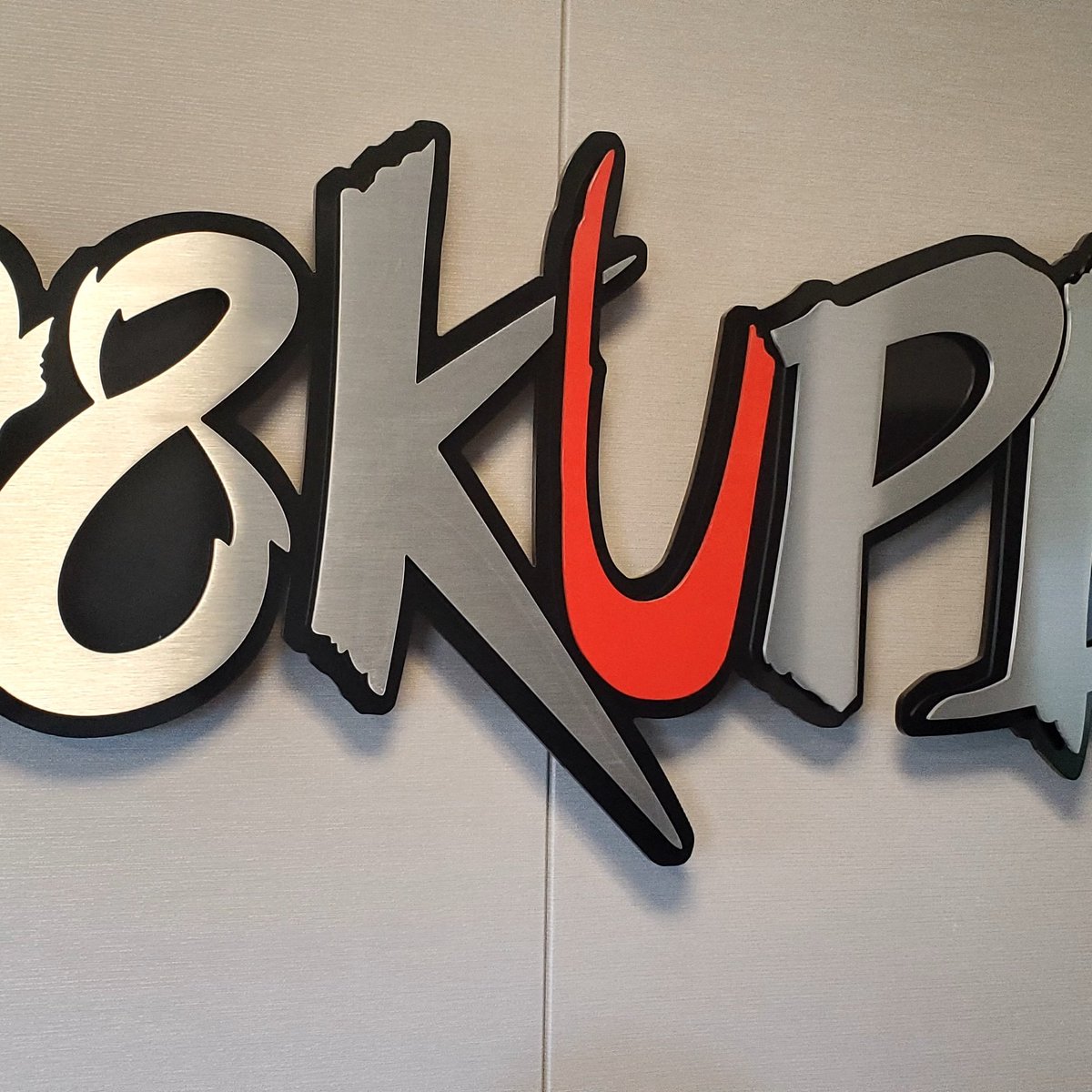 brandon_love200's tweet photo. Just got word a listener just donated 10k bottles of water for our @98KUPD #operationhydration !!!
Go to https://t.co/NJkCfjy24Q to see how you can donate!!!. https://t.co/kRWORwknxG
