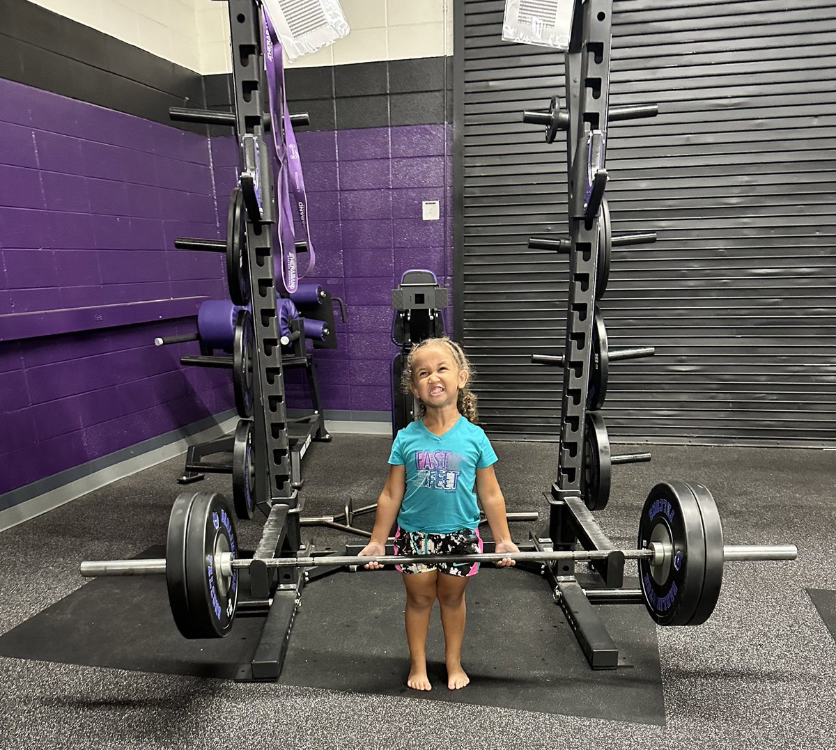 tjc_the_atc's tweet photo. Amora says y’all better get your weight up! 💜😂 
#myworkoutpartner #stronggirls #AT4ALL https://t.co/oq5y22Wf5c