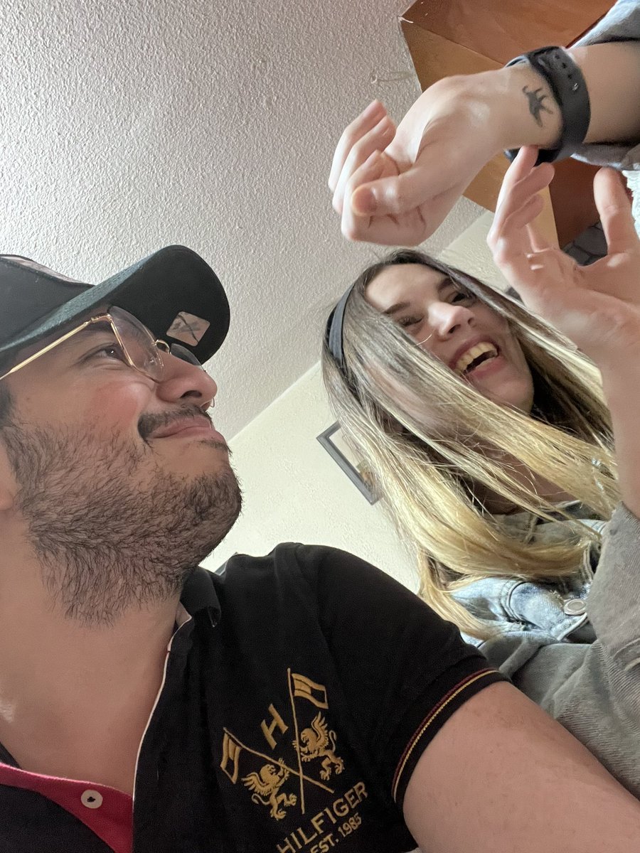 DemonKat^ tweet media