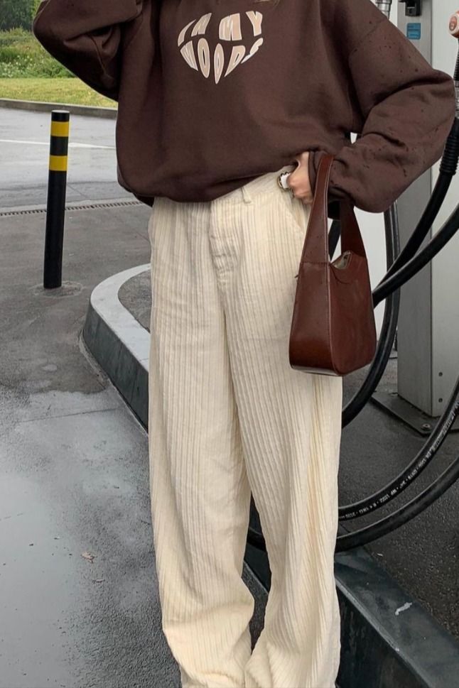 sunnlion_'s tweet photo. ˚ʚɞ˚ celana knit rib waffle slit https://t.co/ccKJTmISuV
˚ʚɞ˚ crew neck cuma 38k woi bahannya adem tebel https://t.co/O9m3wPea0Y
˚ʚɞ˚ tas coklat kulit https://t.co/dtkMHiOx8N https://t.co/FmiVt2Ljp4