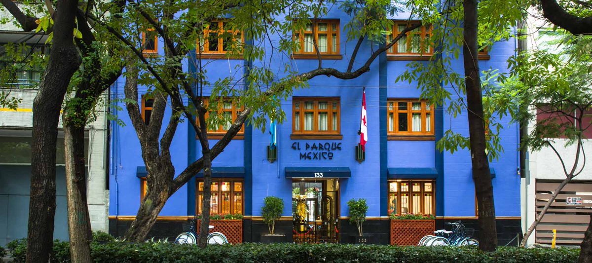 villegasmariana's tweet photo. @TerrorRestMX @COPRED_CDMX El viernes 28 de julio por desgracia fui a la terraza del Hotel Parque México a las 2:10 pm aprox. Un compañero y yo vivimos una experiencia de discriminación, nos negaron el servicio, nos gritaron, nos violentaron y nos corrieron. https://t.co/mJLKCvwj0n