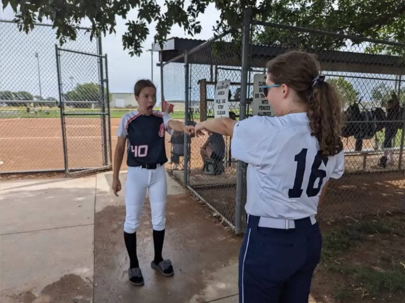 Alyson Lee tweet media