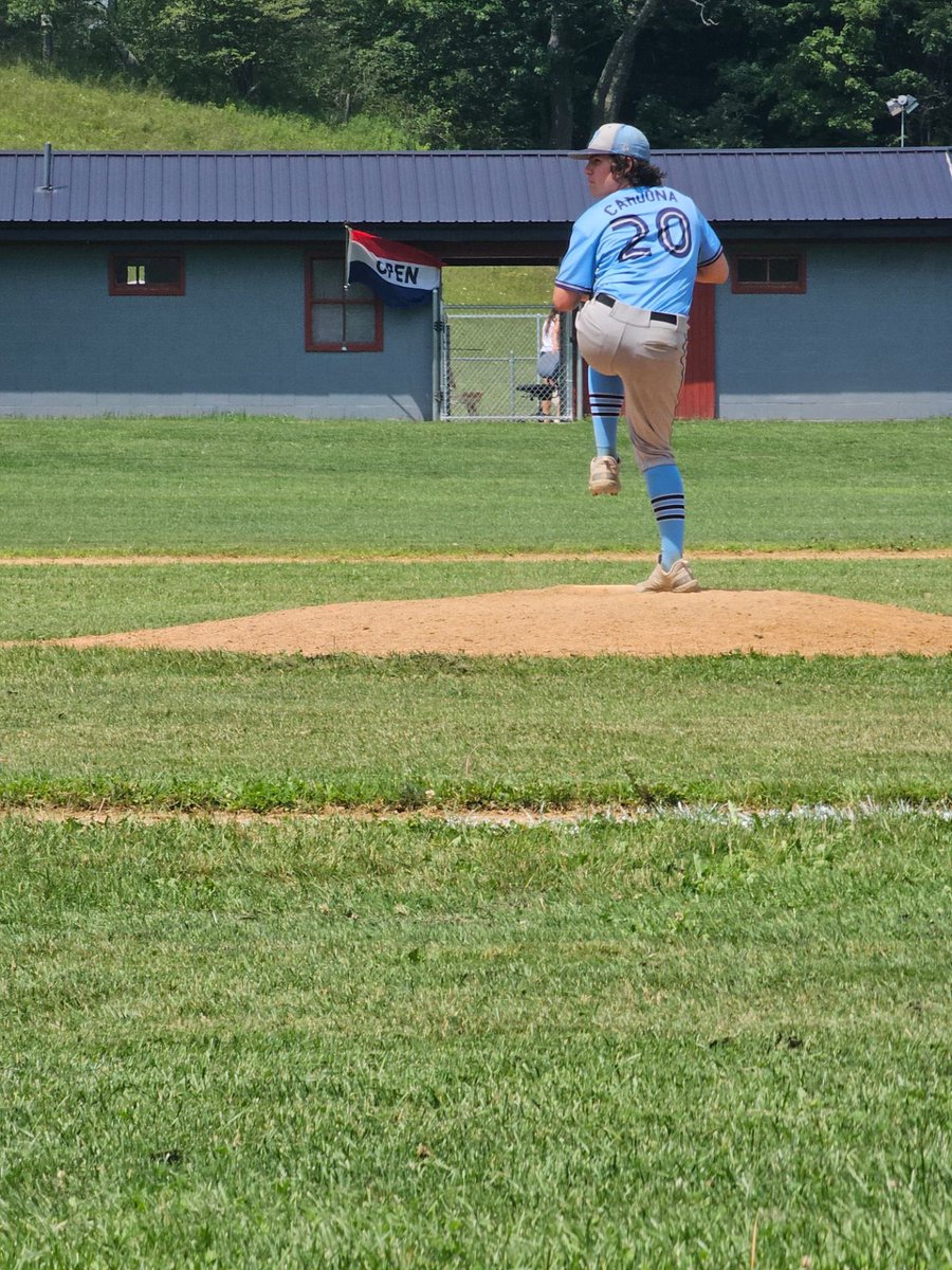 Matt_Cardona20's tweet photo. Stats from my final year with the @WNYProspects 
25IP 1.42 ERA 23ks 1.68 WHIP 
Thank you to all the coaches from my years at prospects and for all the fun memories and lessons I learned, Roll Spects.
@Mnolan1111 @JHelmbrecht44 @CoachHodes https://t.co/BQFaZ4Ztbl