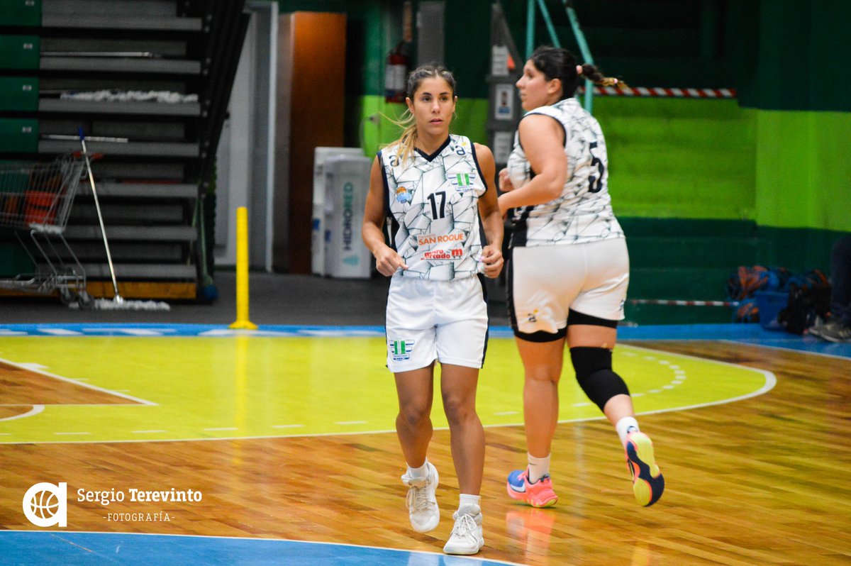 <a href="/ClubUrunday/">Club Urunday_oficial</a> derrotó a <a href="/JuventudBasket/">C.A. Juventud | Basketball</a> 62-50 por la Serie 2 de <a href="/LfbUruguay/">LFB - Uruguay 2025</a> . Gabriela Piriz <a href="/4GabrielaP/">Gabriela Píriz Denis</a> 14 pts,4 reb, Rocio Mott <a href="/RoociioMott/">Rocio Mott</a> 13 pts,13 reb,10 rec, Mariana Garcia 12 pts,5 reb, En Juventud Karina Acosta 22 pts,11 reb. 📷 <a href="/terevintosergio/">Sergio</a>