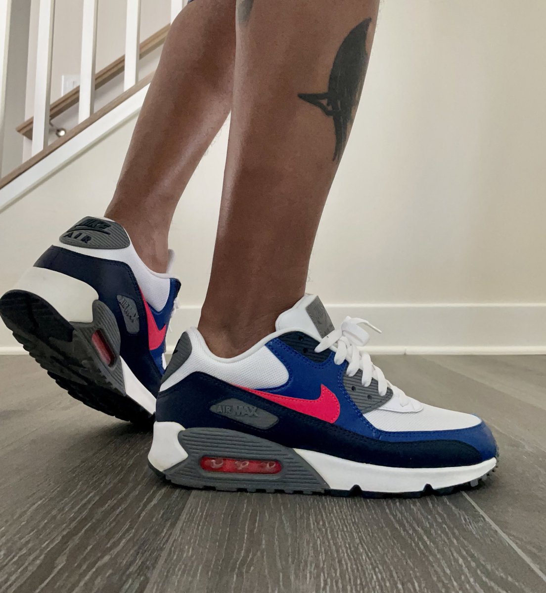 thatguyWood's tweet photo. #snkrsliveheatingup #airmax90 https://t.co/DWCvoCeEER