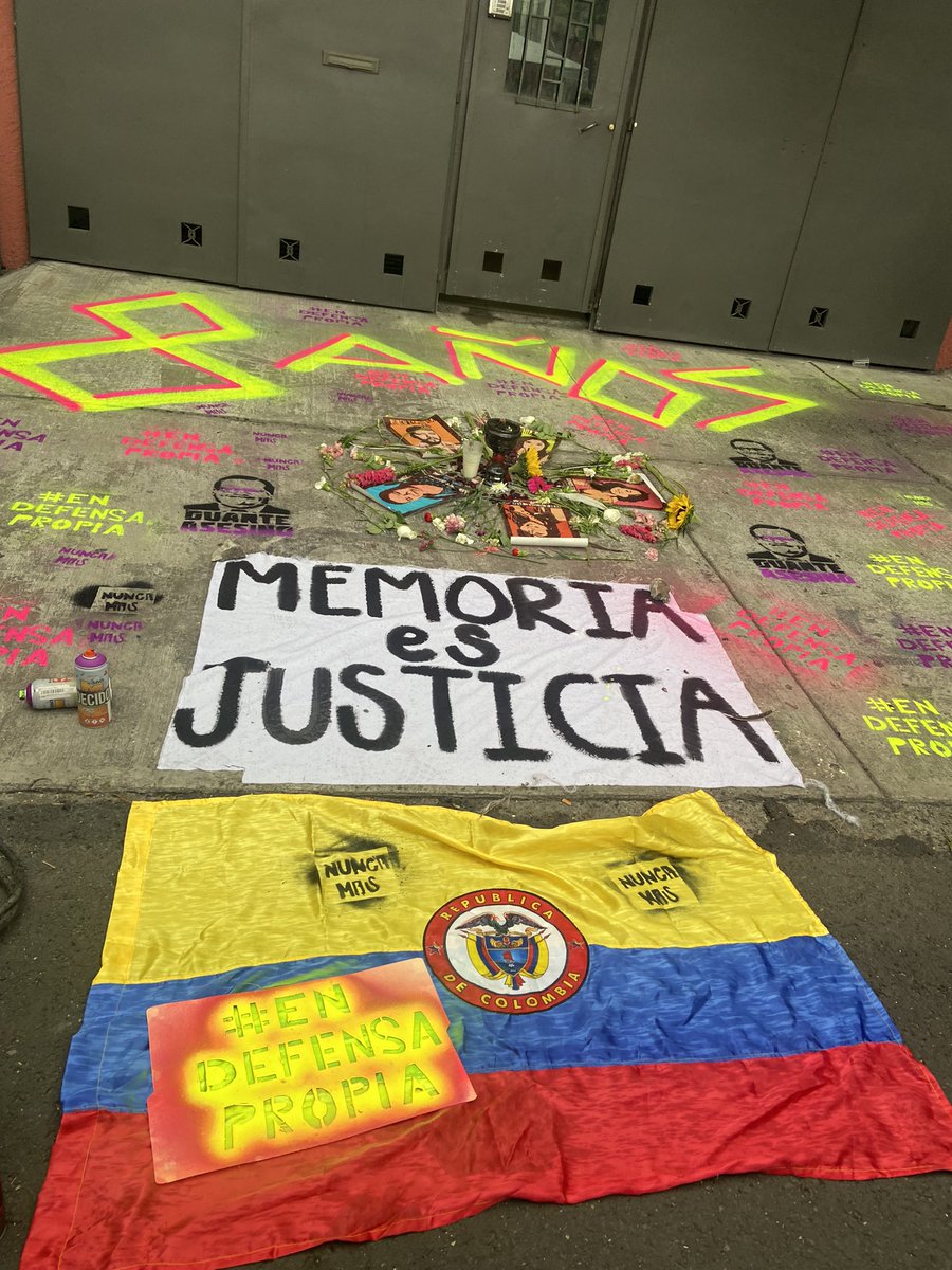 MeMuevoCol's tweet photo. Arte para no Olvidarte #8Años #JusticiaParaMile #JU5TICIA 
Hoy recordamos a Mile Virginia Martin @MemoriaNarvarte ✊🏾🌿🫀 https://t.co/mEX5FcHdR5