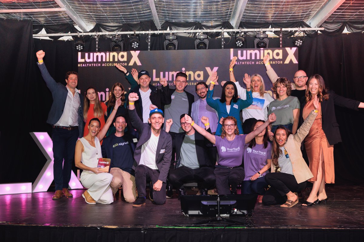 After 300h of mentoring w 30+ mentors, delivering 20 workshops, providing healthcare access thru partners, and dedicating immense support throughout the 14 weeks: The LX 2023 Demo Night finished off with a 💥💥💥BANG💥💥💥