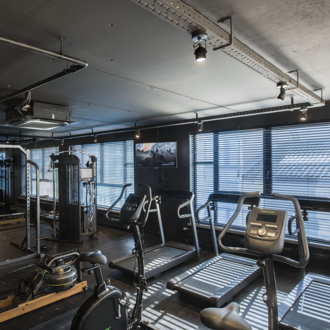 slvnorway's tweet photo. Denne puristiske spotlighten er designet for både tak- og veggmontering og er et Topp. produkt

Se mer på https://t.co/S7akzE7qkF: https://t.co/XZkmoZuyip

#SLV #experiencelight #topsellers #Spot79 #tak #vegg #BIGWHITE #BW22 #elektriker #elektrogrossist #efobasen #elnr https://t.co/kG9L1vaHOD
