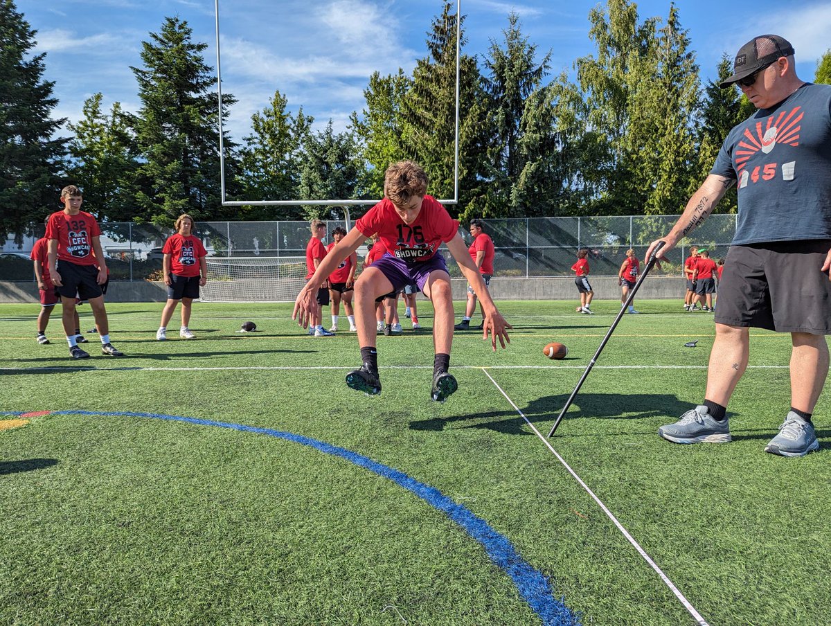 Finding the best in the west! Thanks to all the athletes who pushed themselves and got better Winnipeg, Saskatoon, Regina, Calgary, Edmonton &amp; Burnaby!!! <a href="/chatfootball/">CanadaFootballChat</a> #fox40prospectchallenge