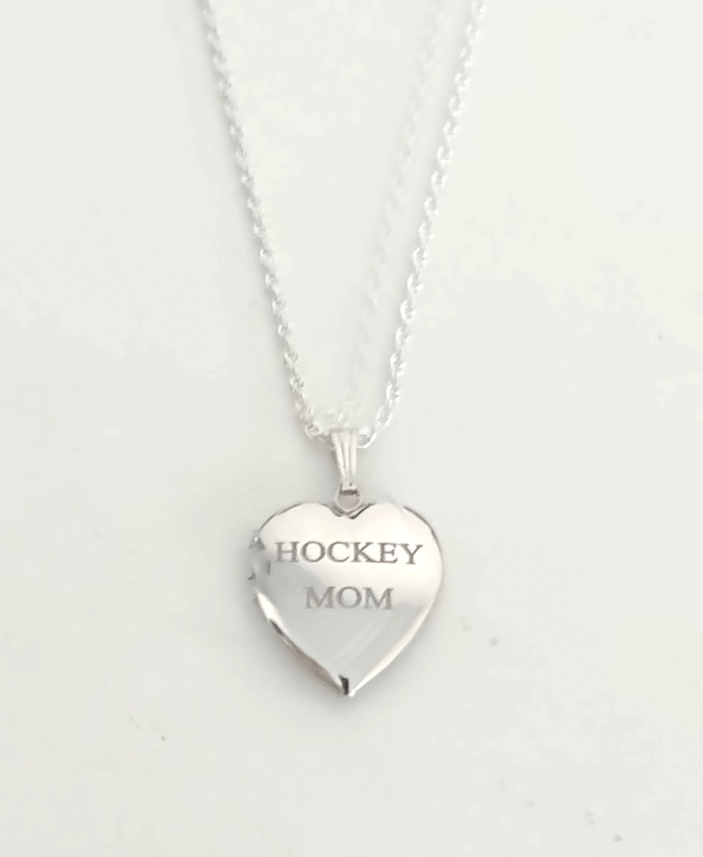 shadowrose00's tweet photo. Who watches you play? 5:00 AM practice? Hockey Mom!
Only $119 with free shipping!
https://t.co/hlhJduIoRu
#nhl #hockey #icehockey #silverjewelry #smallbusiness #silverlocket #hockeymom #hockeymoms #hockeymomsrock #hockeymomlife #silverchain #silver #necklace #jewelry https://t.co/pzPYYyakXK