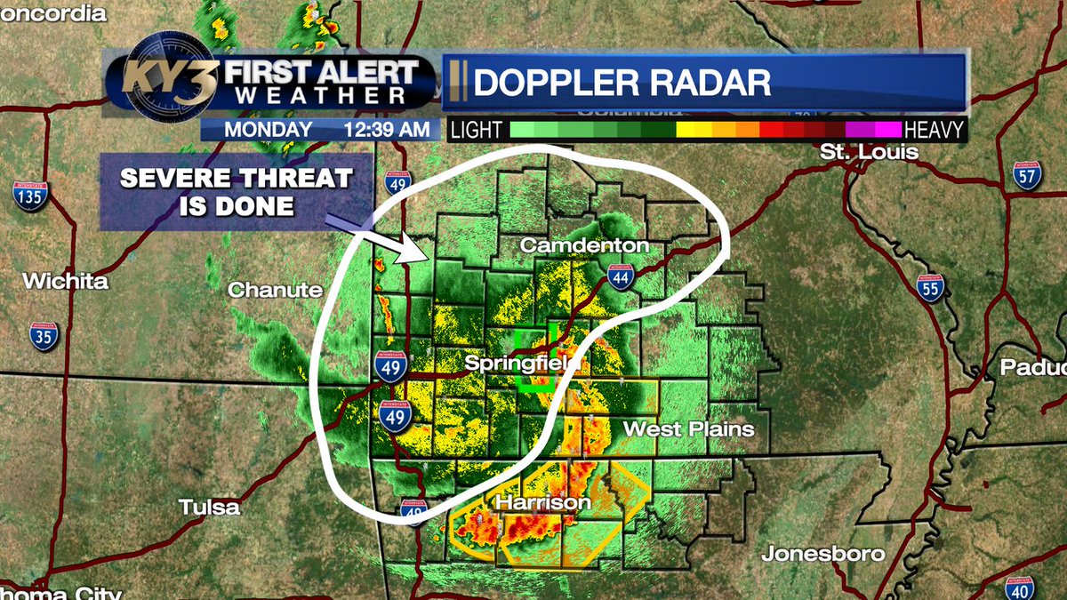 NickKellyWX's tweet photo. Areas that we highlighted are done with the severe threat for the rest of the night. We won't rule out some additional storms, though, by the morning drive. Areas in the southeast Ozarks, we'll keep an eye on the storms for a few more hours until they move out. #mowx #arwx https://t.co/AFDCfkYaeZ