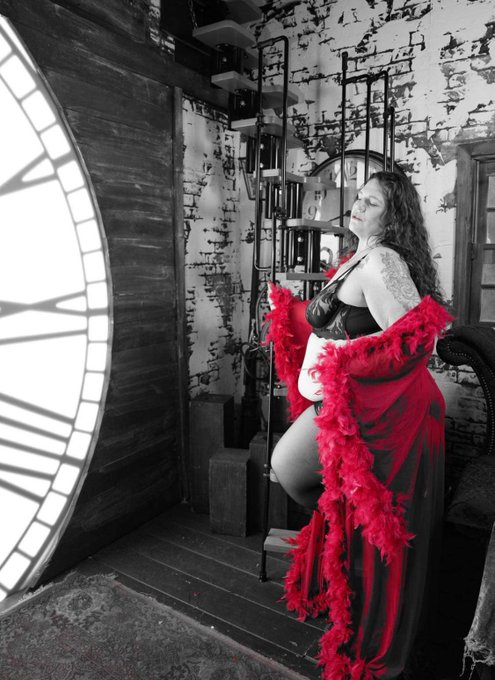 Follow me to my bedroom  #bbw #LasVegas #model #actress #wrighter #author https://t.co/CZevDDYphN<a href="/tag/bbw"class="tags">#bbw</a><a href="/tag/lasvegas"class="tags">#LasVegas</a><a href="/tag/model"class="tags">#model</a><a href="/tag/actress"class="tags"><span>#actress</span></a><a href="/tag/author"class="tags"><span>#author</span></a><a href="/tag/wrighter"class="tags"><span>#wrighter</span></a>