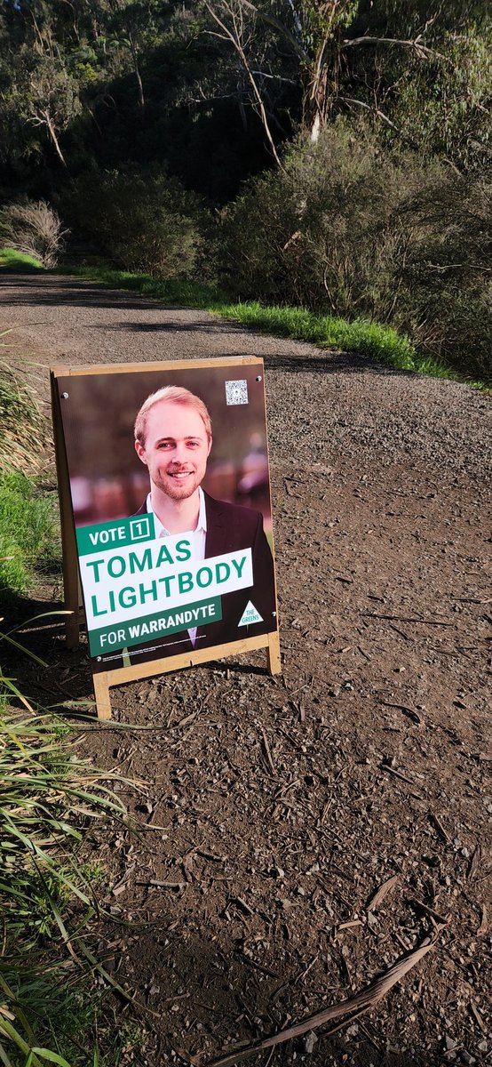 Another morning down the at Warrandyte River Trail chatting with morning walkers, many agree it should go further, into the Wonga Park and Ringwood North communities? Why not make Warrandyte Rd safe for walkers and cyclists while we're at it? #warrandyte #wongapark #ringwoodnorth