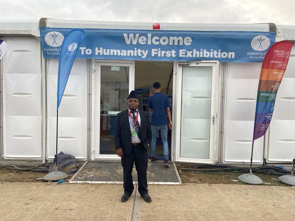 Chairman of <a href="/UgHumanityfirst/">Humanity First Uganda</a> and some of his #Uganda team visited the HF Exhibition and also the food and merchandise stalls at #JalsaUK