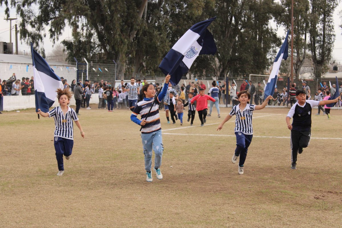 ESTO ES SPORTIVO, ESTO ES!!!!!! ESTA ES UNA FAMILIA. 🇳🇮💙⚽️