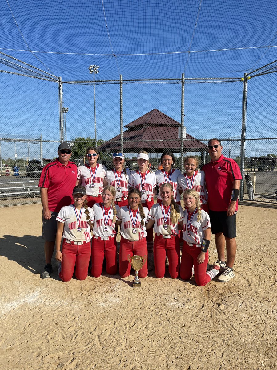 NAFASoftball's tweet photo. 16u Northern Nationals 
Platinum Bracket 2nd place

Hot Shots https://t.co/Prw8u7LKov