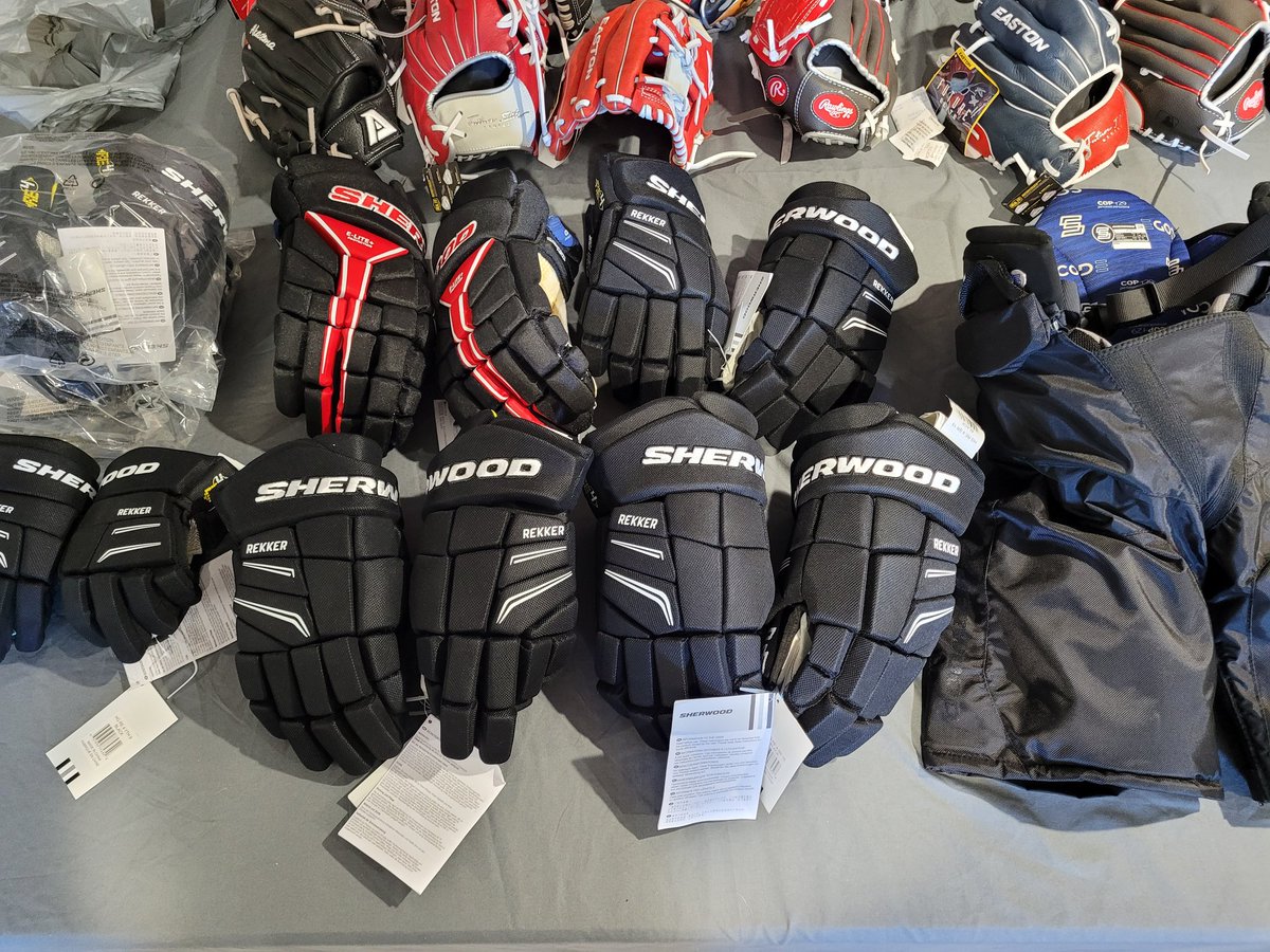 FSACanada's tweet image. Don't forget we have hockey equipment. Gloves, sticks, pants, helmets, we can get it all for you. 
DM us today or email team.fsa@outlook.com 
#fsacanada