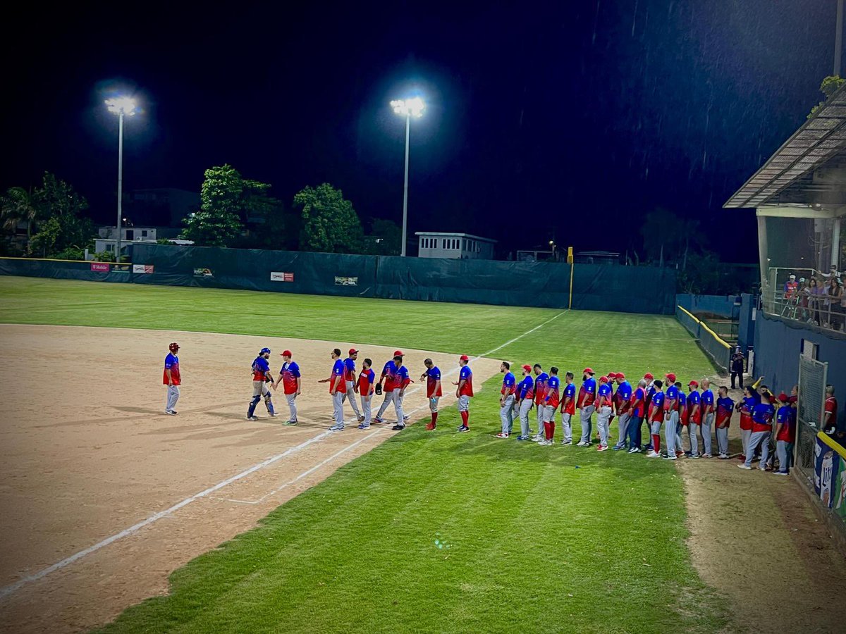RosachelyRivera's tweet photo. Nuestros Halcones vencen a los Guardianes de Dorado 10 a 1. 🦅⚾️🇵🇷

#LosG
#GuraboEsDeporte
#VolandoAltiiisimo🦅 https://t.co/9KAIgNRfCi