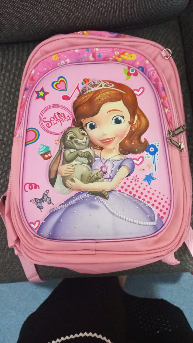yavari__'s tweet photo. Envíos a toda la república, de 2 a 3 días luego de hacer el pedido ya lo tienes en tus manos💯manejamos precios de mayoreo y menudeo🥳 síguenos en Facebook como Bolsas León o escríbenos en WhatsApp para más información😉
Yava💛https://t.co/Fr9eyhtkAx
#mochila #escolar https://t.co/Lt0lBxXEhu