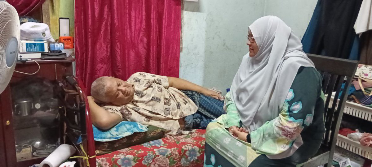 marshelaali's tweet photo. Ziarah Cakna:
Alhamdulillah saya berkesempatan menyantuni dan menziarahi penduduk tempatan yang uzur. Semoga mereka diberikan syifa’ dan selalu dalam rahmat Allah SWT. Aamiin Ya Rabb.
#pangkahdacing #bnph #shelacgaligolok #n31 #dunsemerak https://t.co/A3oByfsq80