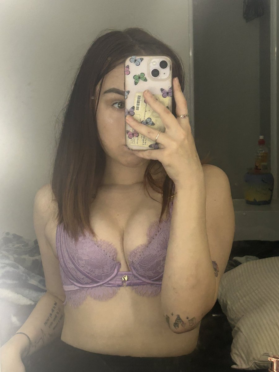 jasminrose101's tweet photo. https://t.co/VDSKnglquN https://t.co/7yR66FfnTx