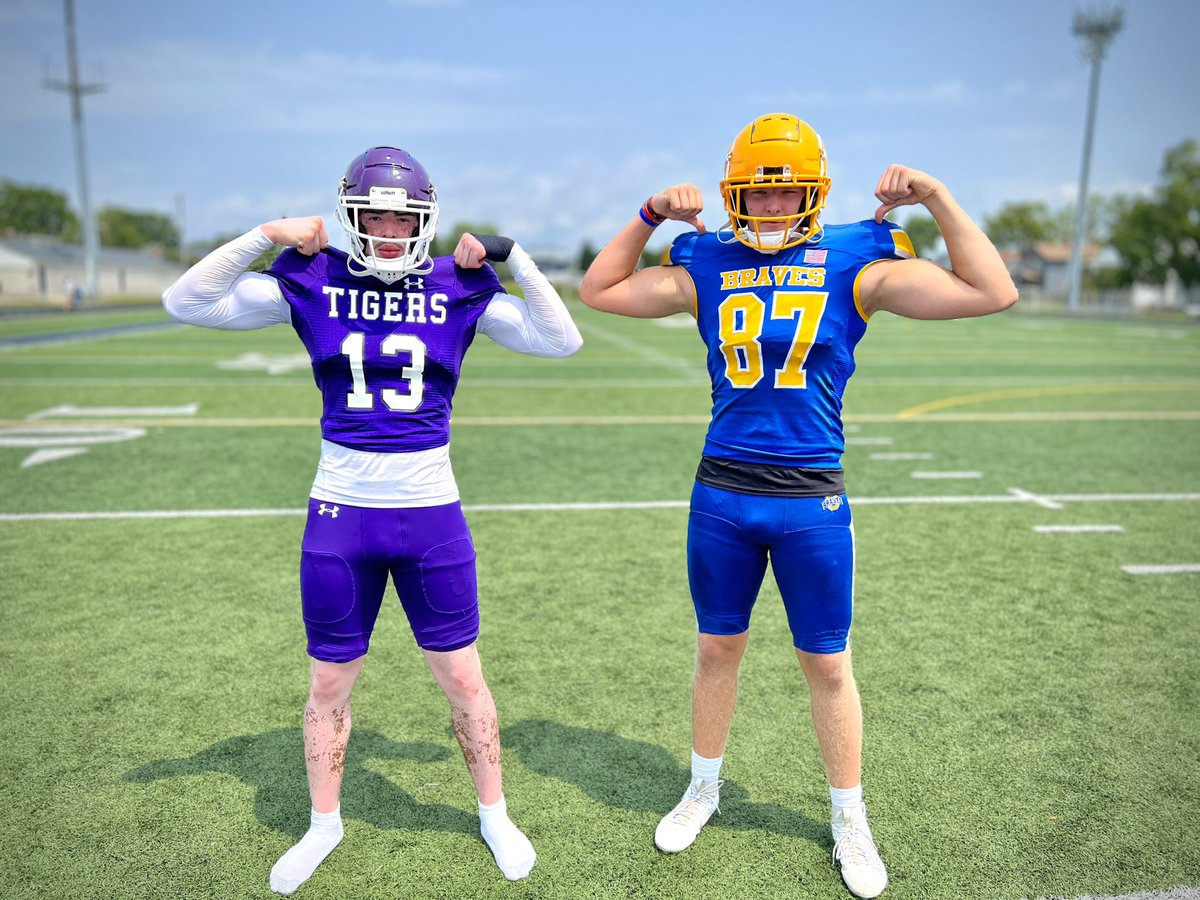 NBC4FFN's tweet photo. WE ARE BACK.
Welcome to the greatest season your life. 
Meet the 2023 FFN Preseason Team—16 of the best and brightest in Ohio. 🏈 https://t.co/Ovv1NsJqQY