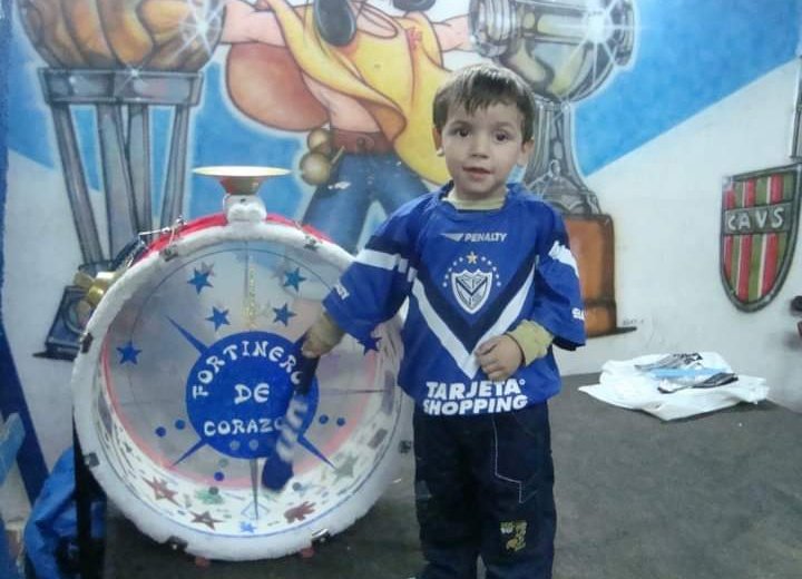 FutbolRetroAr's tweet photo. Enserio le pegaron a Prestianni?? justo el unico pibe que pone huevo y es hincha del club. https://t.co/H99Pv4cH4G