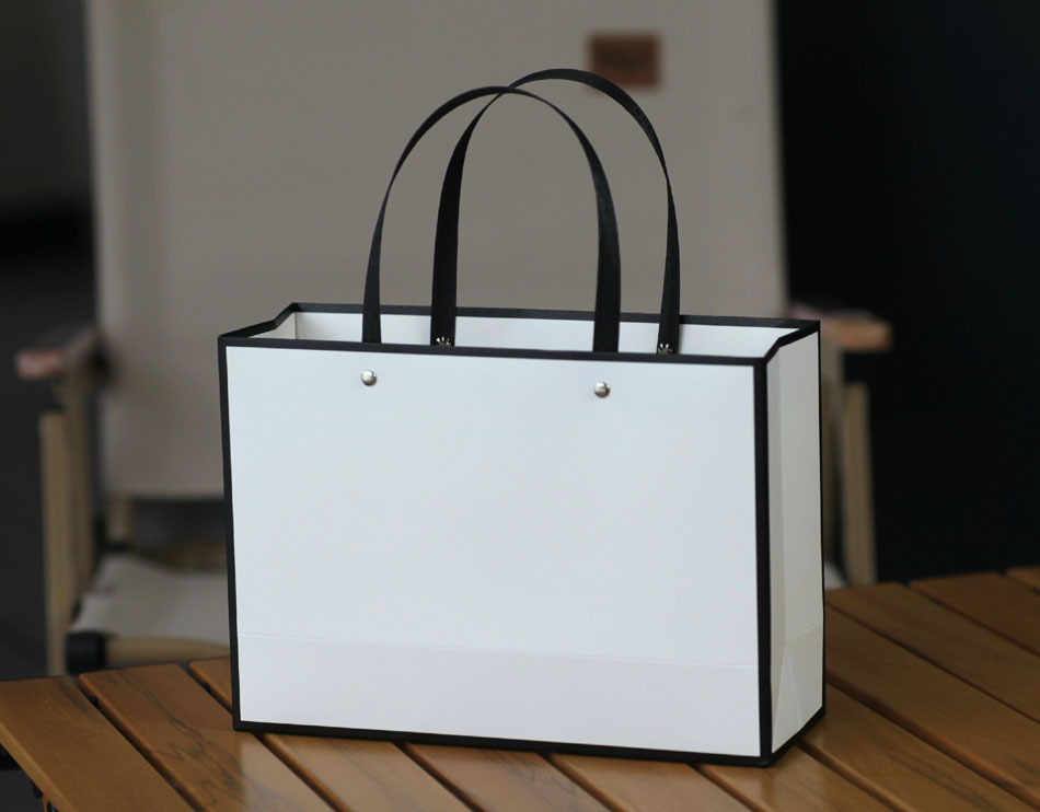 jialanpackage's tweet image. The packaging bag is really luxury, it can be used for packing clothing, shoes, jewelys.
Moq: 1000pcs, delivery: 15-25days
Size: 5x5x3cm, 7x7x3cm, 7x9x3cm, 9x9x3cm, 11x12x6cm, can be customized.

Web: good-package.com/?twitter=1
#packagingbag #papershoppingbags #custompaperbags