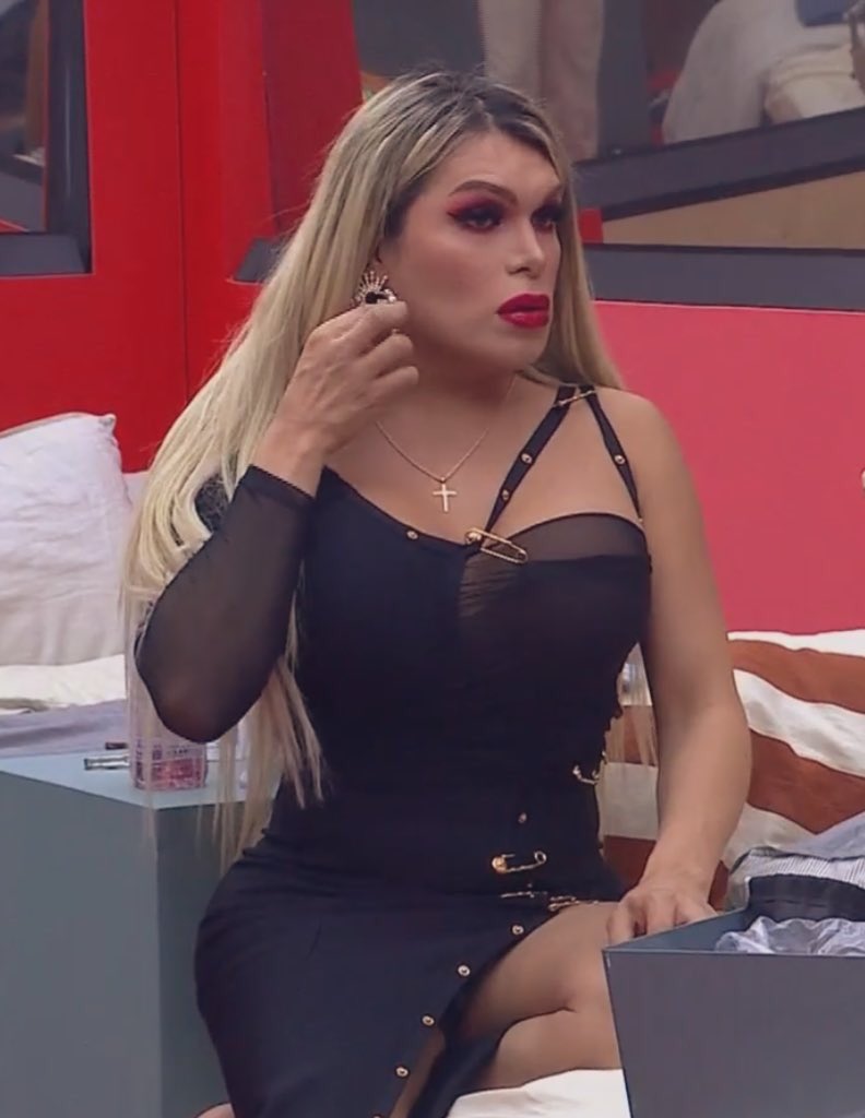 madspinkis's tweet photo. TE AMO MUCHO WENDY GUEVARA, CONTIGO HASTA LA FINAL CHIQUITA HERMOSA

 #LaCasaDeLosFamososMx https://t.co/xCRu1r7DIA