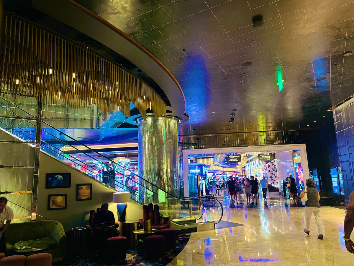 spmikey83's tweet photo. At the Chelsea in the Cosmopolitan. Going to see The Smashing Pumpkins bring the rock back to the Vegas Strip! (07.30.23) 🤘🏽🎃🤘🏽— #RockOn #SP4Ever https://t.co/yOzsey7rij