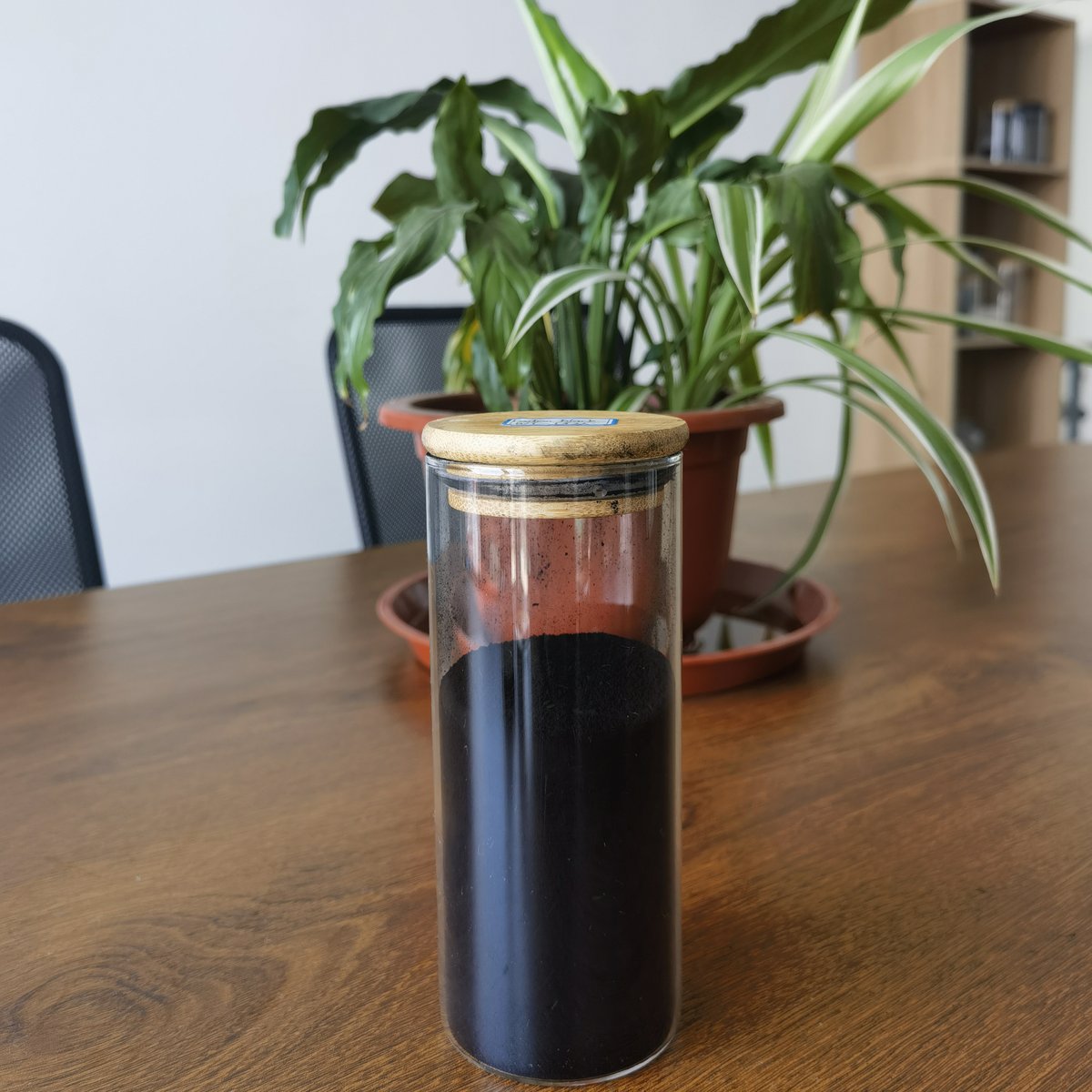 hongguangchris's tweet image. Factory Direct Super Conductive Carbon Black Powder for Lithium Battery Anode, Acetylene Black Supply.
Free sample is available.
Mobile/WhatsApp/Wechat:+86-15942321983

#acetyleneblack #anodematerial #conductivecarbonblack