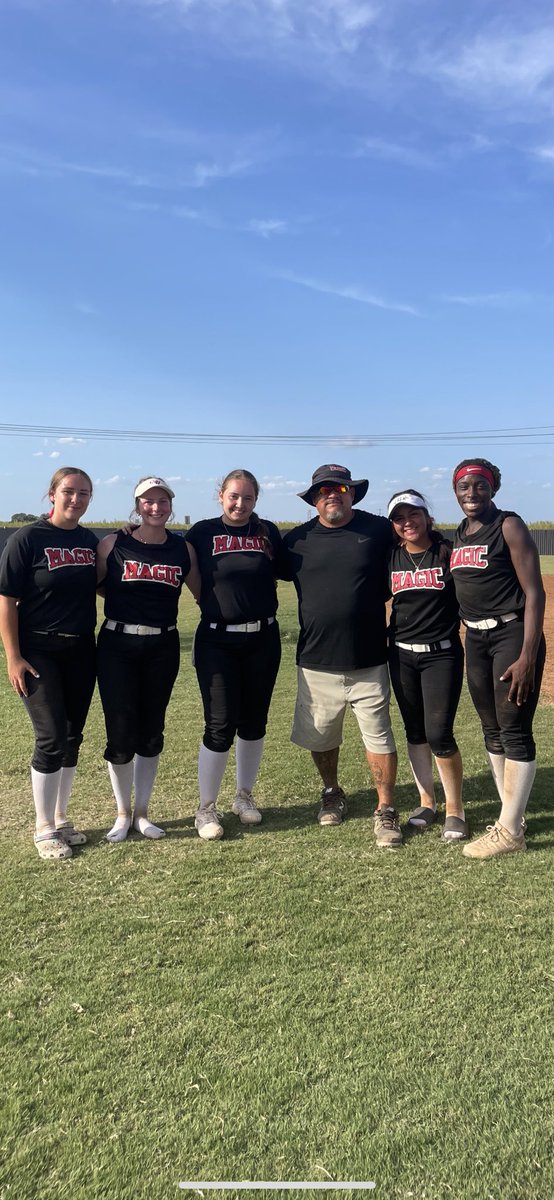 IvanneyR's tweet image. It was a great 13 years !! I will forever be #magicmade ❤️